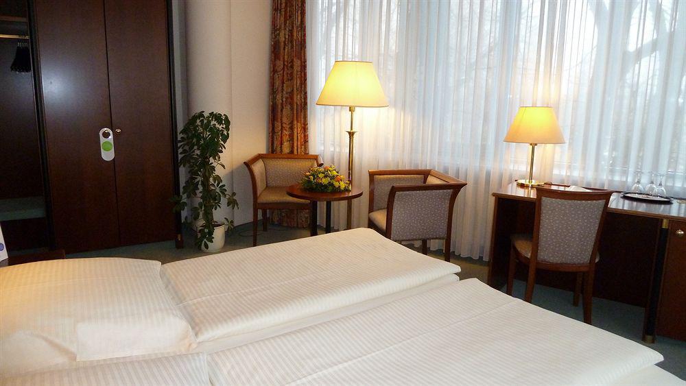Comfort Hotel Weissensee Berlino Esterno foto
